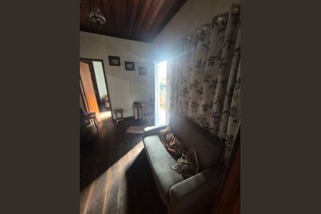 Casa à venda com 3 quartos, 240m² em Brás de Pina, Rio de Janeiro