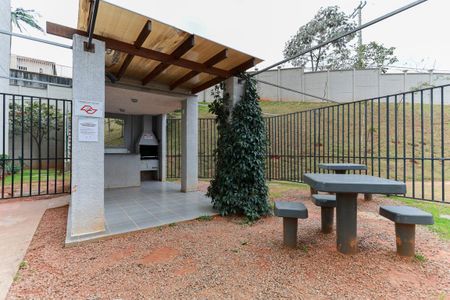 Apartamento para alugar com 42m², 2 quartos e sem vaga Apartamento para alugar com 42m², 2 quartos e sem vagaÁrea comum - Churrasqueira