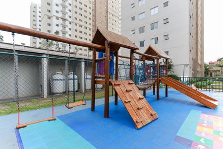 Apartamento para alugar com 42m², 2 quartos e sem vaga Apartamento para alugar com 42m², 2 quartos e sem vagaÁrea comum - Playground