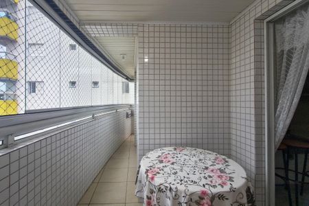 Sacada  de apartamento para alugar com 2 quartos, 79m² em Nova Mirim, Praia Grande