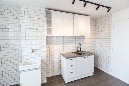 Cozinha de apartamento para alugar com 2 quartos, 38m² em Vila Sul Americana, Carapicuíba