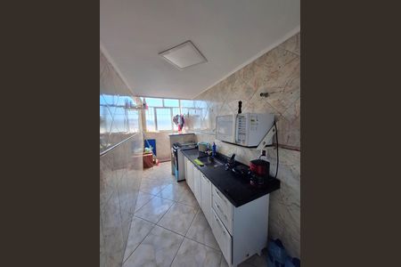 Apartamento para alugar com 70m², 2 quartos e 1 vaga Apartamento para alugar com 70m², 2 quartos e 1 vagaCozinha e Área de Serviço