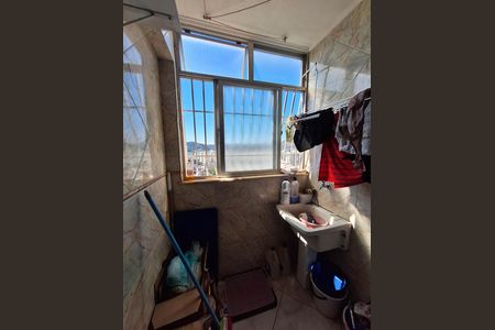Apartamento para alugar com 70m², 2 quartos e 1 vaga Apartamento para alugar com 70m², 2 quartos e 1 vagaCozinha e Área de Serviço