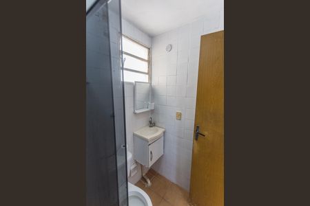 Banheiro Social de apartamento à venda com 3 quartos, 60m² em Sagrada Família, Belo Horizonte