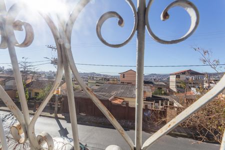 Vista do Quarto 3 de apartamento à venda com 3 quartos, 60m² em Sagrada Família, Belo Horizonte