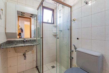 Banheiro de apartamento para alugar com 2 quartos, 65m² em Vila Gumercindo, São Paulo
