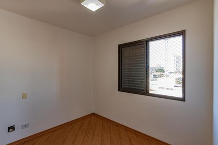 Quarto 2 de apartamento para alugar com 2 quartos, 65m² em Vila Gumercindo, São Paulo