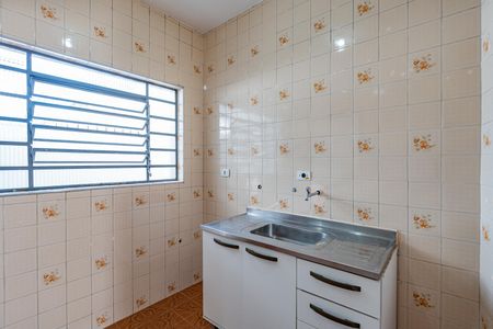 Cozinha de casa para alugar com 1 quarto, 40m² em Vila Água Funda, São Paulo