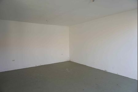 Garagem de casa para alugar com 2 quartos, 156m² em Jardim Sao Luis, Barueri