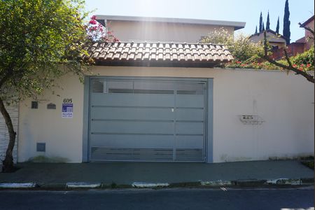 Casa para alugar com 2 quartos, 156m² em Jardim Sao Luis, Barueri