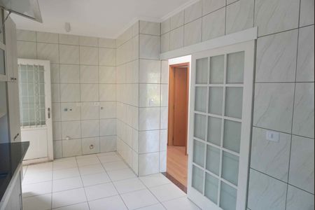 Cozinha de casa para alugar com 2 quartos, 156m² em Jardim Sao Luis, Barueri
