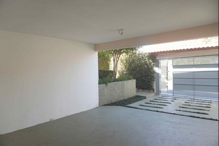 Garagem de casa para alugar com 2 quartos, 156m² em Jardim Sao Luis, Barueri