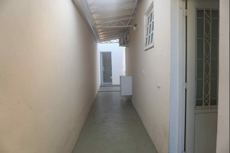 Área Externa de casa para alugar com 2 quartos, 156m² em Jardim Sao Luis, Barueri