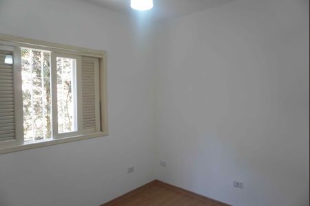 Quarto 1 de casa para alugar com 2 quartos, 156m² em Jardim Sao Luis, Barueri