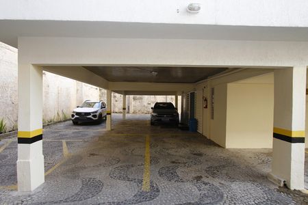 Garagem de apartamento para alugar com 2 quartos, 70m² em Cidade Jardim, Belo Horizonte
