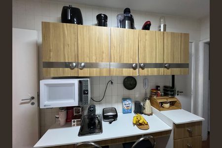 Cozinha de apartamento para alugar com 3 quartos, 125m² em Vitória, Salvador