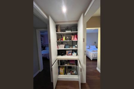 Sala de apartamento para alugar com 3 quartos, 125m² em Vitória, Salvador