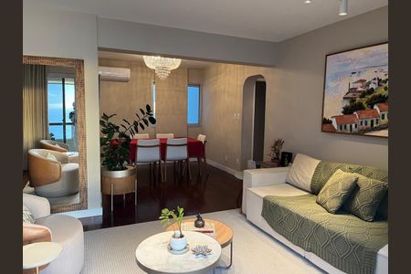 Apartamento para alugar com 3 quartos, 125m² em Vitória, Salvador