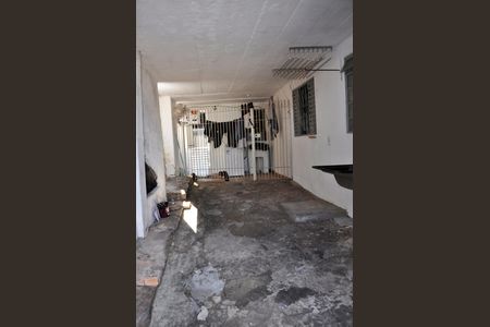 Detalhe - Área de Serviço e Quintal de casa para alugar com 1 quarto, 22m² em Vila Bancaria Munhoz, São Paulo