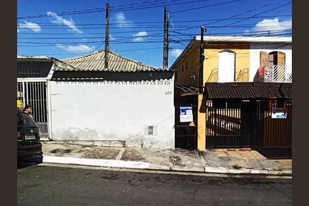 Fachada do Imóvel de casa para alugar com 1 quarto, 22m² em Vila Bancaria Munhoz, São Paulo