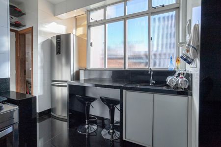 Cozinha de apartamento à venda com 3 quartos, 210m² em Padre Eustáquio, Belo Horizonte