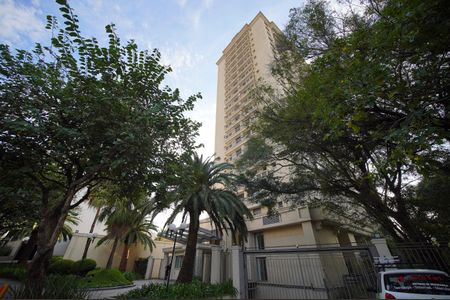 Fachada  de apartamento para alugar com 1 quarto, 56m² em Petrópolis, Porto Alegre