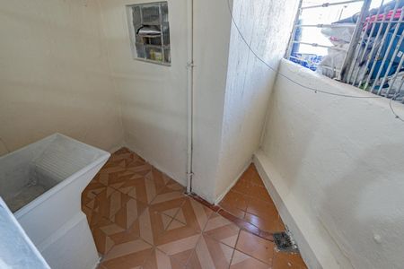 Área de Serviço de casa para alugar com 1 quarto, 60m² em Jardim Maria Estela, São Paulo