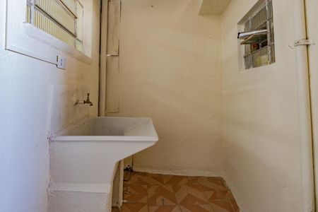 Área de Serviço de casa para alugar com 1 quarto, 60m² em Jardim Maria Estela, São Paulo