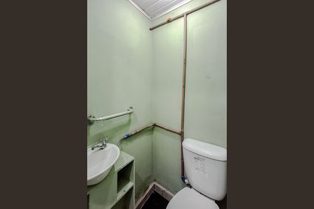Banheiro de kitnet/studio para alugar com 1 quarto, 18m² em Cambuci, São Paulo