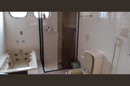 Casa à venda com 4 quartos, 343m² em Nova Petrópolis, São Bernardo do Campo