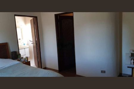 Casa à venda com 4 quartos, 343m² em Nova Petrópolis, São Bernardo do Campo