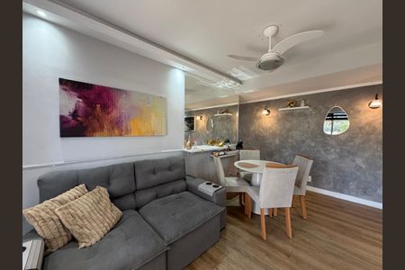 Sala de apartamento à venda com 2 quartos, 55m² em Taquara, Rio de Janeiro