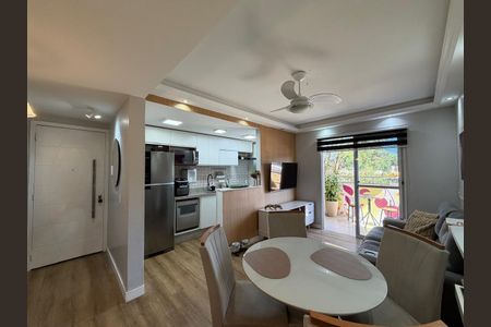 Apartamento à venda com 2 quartos, 55m² em Taquara, Rio de Janeiro