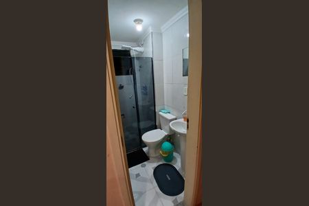 Banheiro de apartamento para alugar com 3 quartos, 62m² em Pestana, Osasco
