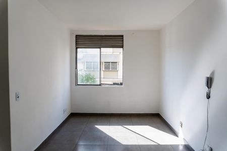 Sala de apartamento para alugar com 3 quartos, 70m² em Irajá, Rio de Janeiro