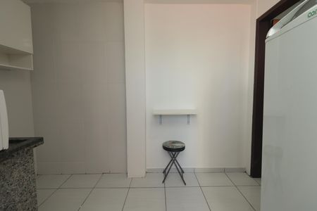 Cozinha de kitnet/studio para alugar com 1 quarto, 28m² em Bosque da Saúde, São Paulo
