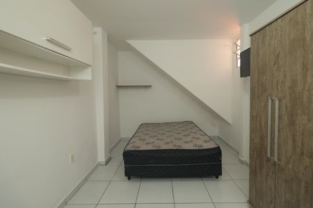 Quarto de kitnet/studio para alugar com 1 quarto, 28m² em Bosque da Saúde, São Paulo