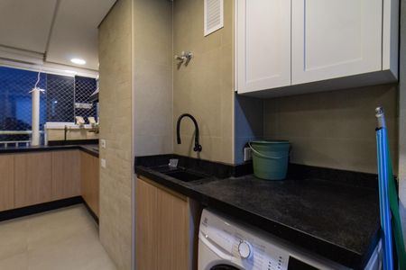 Área de Serviço de apartamento para alugar com 3 quartos, 130m² em Vila Anastácio, São Paulo