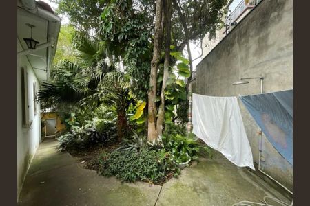 Casa à venda com 3 quartos, 200m² em Vila Romana, São Paulo