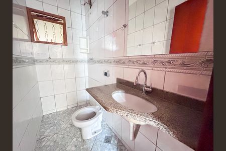 Casa para alugar com 2 quartos, 80m² em Planalto, Belo Horizonte