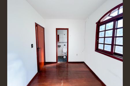Casa para alugar com 2 quartos, 80m² em Planalto, Belo Horizonte