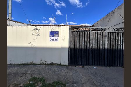 Casa para alugar com 2 quartos, 80m² em Planalto, Belo Horizonte