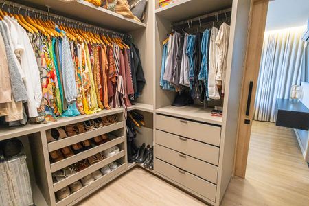 closet de apartamento à venda com 4 quartos, 165m² em Santa Amelia, Belo Horizonte