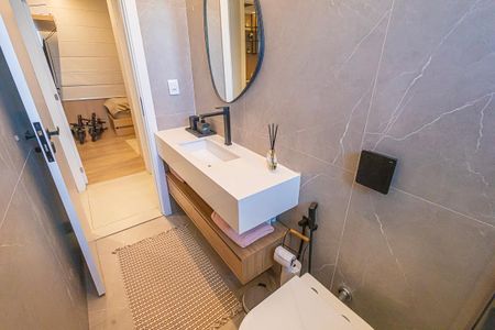 banheiro de apartamento à venda com 4 quartos, 165m² em Santa Amelia, Belo Horizonte
