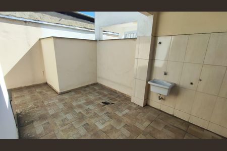 Studio para alugar com 25m², 1 quarto e sem vaga Studio para alugar com 25m², 1 quarto e sem vagaÁrea de serviço