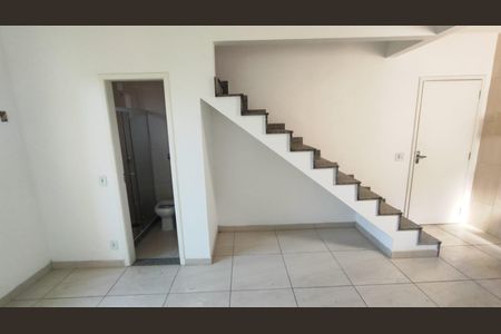 Studio para alugar com 25m², 1 quarto e sem vaga Studio para alugar com 25m², 1 quarto e sem vagaSala/Quarto