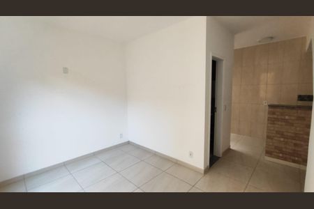 Studio para alugar com 23m², 1 quarto e sem vaga Studio para alugar com 23m², 1 quarto e sem vagaSala