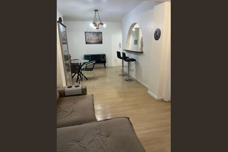 Sala de apartamento para alugar com 2 quartos, 56m² em Menino Deus, Porto Alegre