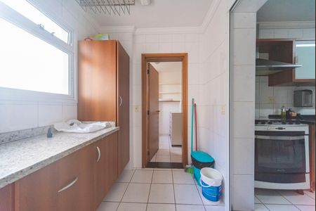 Apartamento para alugar com 130m², 3 quartos e 2 vagas Apartamento para alugar com 130m², 3 quartos e 2 vagasÁrea de Serviço