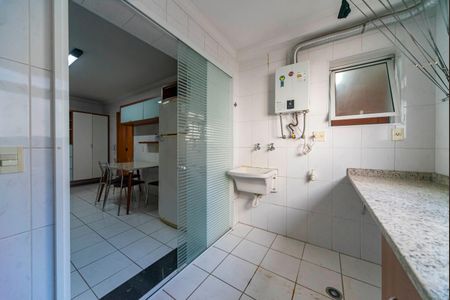 Apartamento para alugar com 130m², 3 quartos e 2 vagas Apartamento para alugar com 130m², 3 quartos e 2 vagasÁrea de Serviço